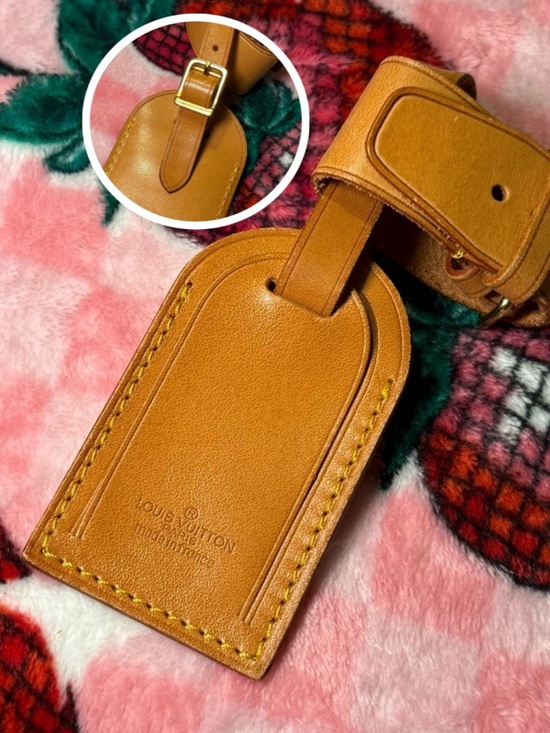 Louis Vuitton Accessories - Authentic LOUIS VUITTON Vachetta Leather Luggage ID Travel Tag in Brown | Travel